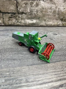 Claas Combine Harvester Matchbox King Size No. K-9 - Picture 1 of 3