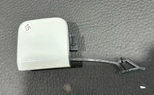 2022 2023 2024 Volkswagen Tiguan VW R-Line Rear Bumper Tow Eye Cap Cover White - Picture 1 of 4