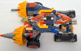 Set of 2 LEGO Nexo Knights Axl's Rumble Maker (70354) 3 In 1 Vehicle