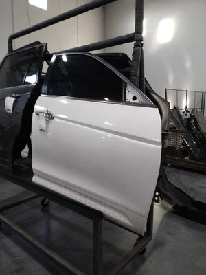 Conjunto de puerta delantera derecha usado se adapta a: Honda Crosstour 2010 eléctrico delantero R Foto 1 de 4