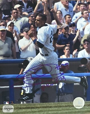 Foto firmada autografiada por Tony Clark de los Yankees de Nueva York 8x10/certificado de autenticidad AAA Foto 1 de 3