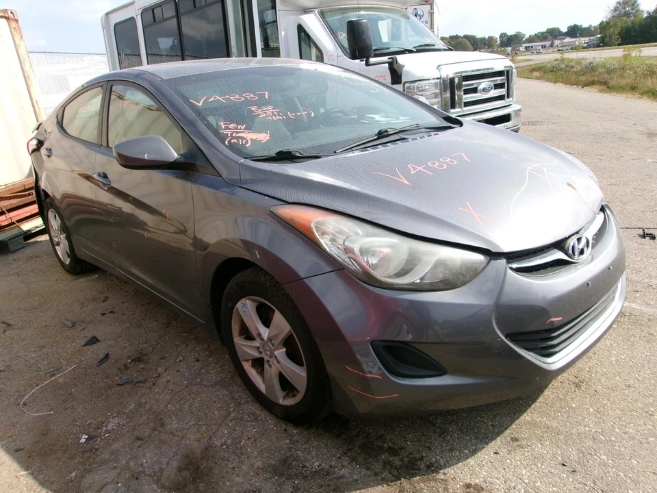 Used Air Cleaner Assembly fits: 2011 Hyundai Elantra 1.8L Sdn Canada emissions G - Image 1 of 4