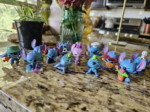 Disney That's So Stitch  Complete Set of 13  Including Rare Metallic Yoga Stitch - Picture 1 of 1