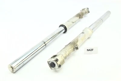 Triumph Trident 750 T300C Bj 1997 - Suportes para tubos de garfo N42F - Imagem 1 de 3