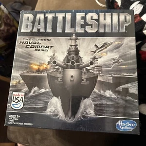 Battleship: The Classic Naval Combat Game New very fun game - Picture 1 of 2
