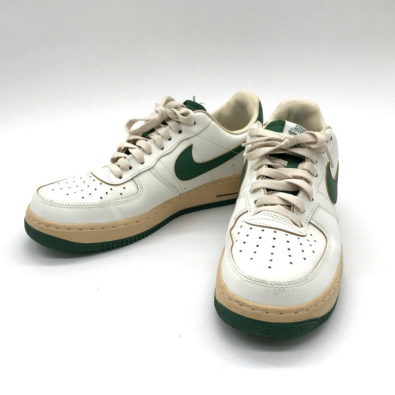 23 Nike Air Force 1 Low グリーン ヴィンテージ OGディテールで仕上げた Nike Air Force 1 Low “Vintage Green