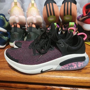 Taglia 12 - Nike Joyride Run Flyknit rosa esplosivo - Foto 1 di 7