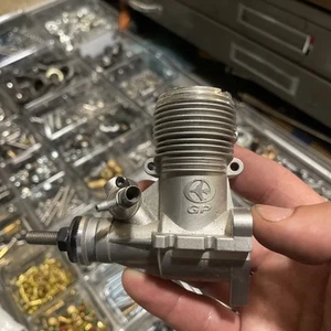 Thunder Tiger GP-28 4.53cc 2-stroke glow engine for R/C airplanes New f/s - Picture 1 of 5