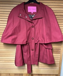NUEVA Chaqueta de Lluvia Betsey Johnson Roja Capelet Ala de Murciélago Ligera Forrada de Leopardo XL - Imagen 1 de 21