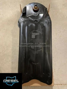 New Genuine Fleetguard Crankcase Filter 68002433AB 07-19 dodge cummins isb 6.7 - Foto 1 di 3