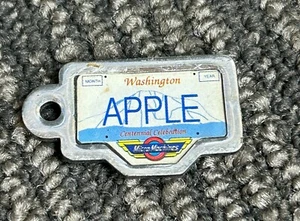 1990 Galoob Micro Machines Washington Apple Nummernschild - Bild 1 von 2