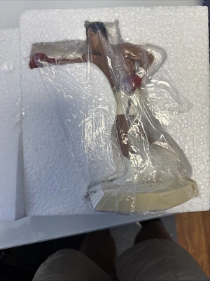 Salvino Sports Legends Muhammad Ali "The Greatest" Autographed Figurine & COA B - Image 1 of 4