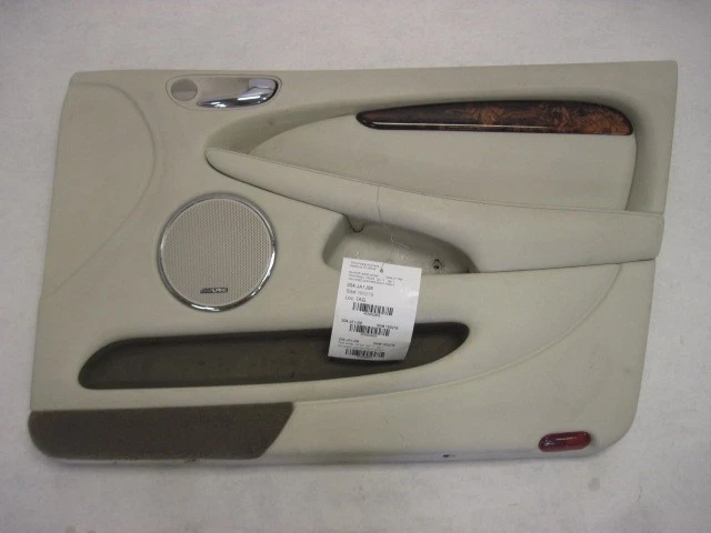 FRONT INTERIOR DOOR TRIM PANEL Jaguar X Type 2006 06 832655 Foto 1 de 4