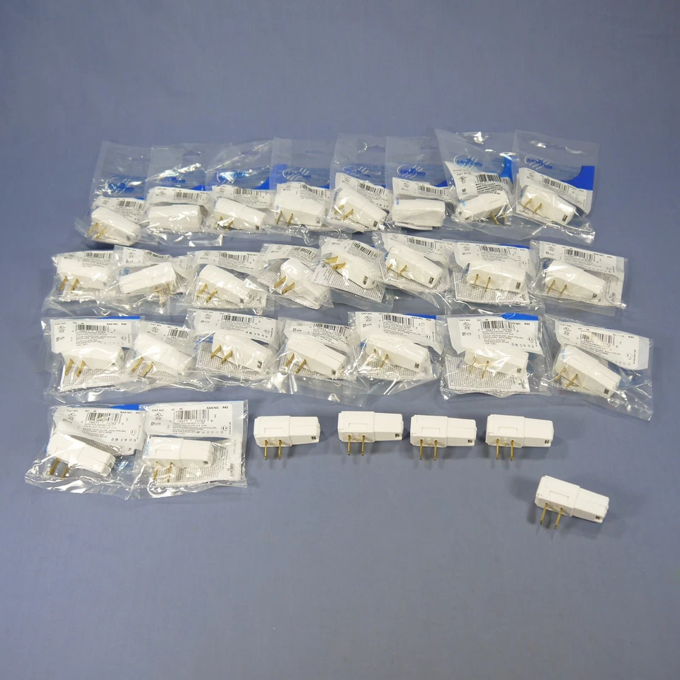 Leviton Side Mount Right Angle Easy-wire Plug 15a 1-15p 125v Non-polarized 321-w