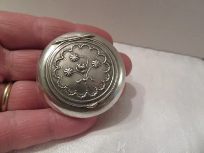 ancienne boite ronde pilulier ou poudrier en argent massif tête de sanglier - Photo 1/4