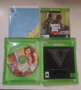 Grand Theft Auto V 5 (Microsoft Xbox One) CIB komplett + Poster Karte - Bild 1 von 3