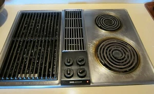 JENN-AIR STAINLESS 30" ELECTRIC DOWNDRAFT COOKTOP . C202 - Picture 1 of 12