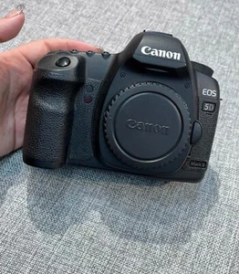 Canon 5D Mark II Digital Camera Body Black (Preowned) - Picture 1 of 1
