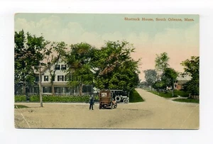 Postal del sur de Orleans MA, personas, coches en la calle fuera de Shattuck House - Imagen 1 de 2