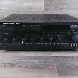 Receptor Harman Kardon AVR30 Alta Corriente, Totalmente Discreto, Banda Ultra Ancha - Imagen 1 de 16