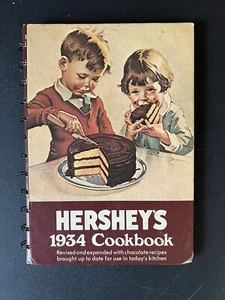 Vintage 1971 Hersheys 1934 Chocolate Cookbook Recipes Cook Book Revised Expanded - Picture 1 of 6
