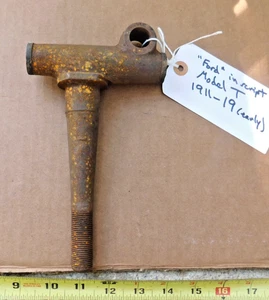 NOS FRONT STEERING SPINDLE FOR 1911-19 FORD MODEL T CARS NEW OEM - Picture 1 of 3