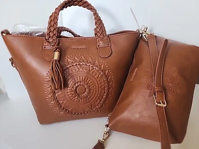 Bolso/Bolso Cartera Desigual Diseño Bandana Suave Cuero-Diseño Bordado-Nuevo con Etiquetas Foto 1 de 4