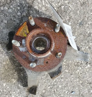 1997- 2000 Buick Park Avenue Front Left Hand Driver Spindle Knuckle Assembly LH - Image 1 of 4