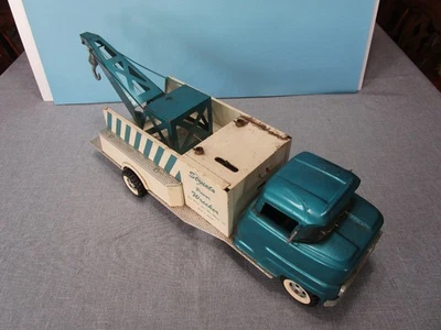 VINTAGE STRUCTO POWER WRECKER SERVICE TOW TRUCK - PRESSED STEEL - Image 1 of 4