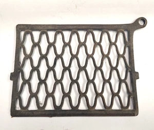 Antique Cast Iron Singer Treadle Sewing Machine - Foot Pedal - Picture 1 of 2