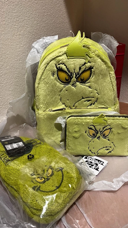 Loungefly Dr. Seuss Plush Grinch Light Up Cosplay Mini Backpack( DSSBK0041 )