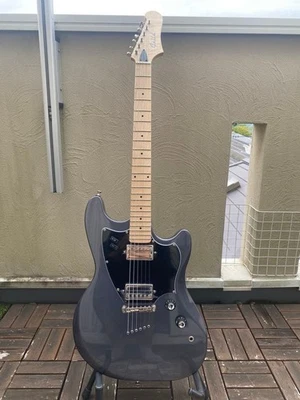 Electric Guitar Guild Surfliner HH Offset Gray Maple Neck with Soft Case Foto 1 de 4