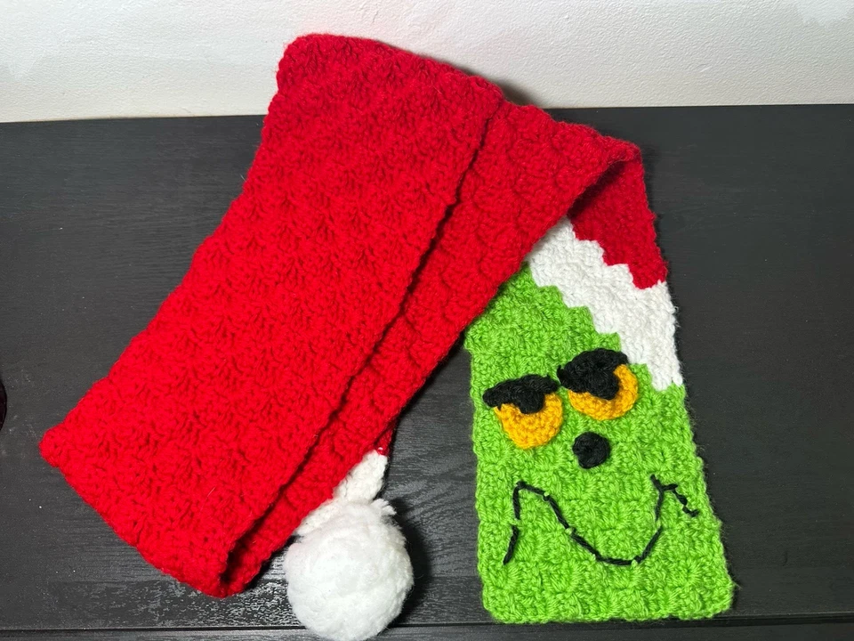 Bufanda tejida Dr Seuss The Grinch hecha a mano hilo tejido rojo vintage años 90’s 80’s crochet Foto 1 de 4