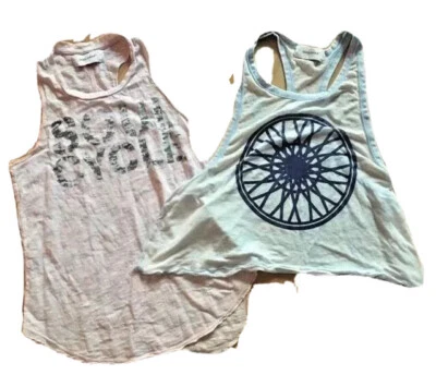 Lote de 2 camisetas sin mangas SOULCYCLE Burnout rosa SOUL CYCLE y rueda azul talla S giratorias usadas en excelente estado Foto 1 de 3