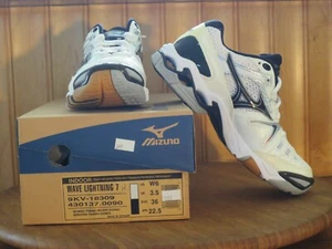 NWB Mizuno Women's Wave Lighting 7 Volleyball Shoe Black/White Sz 6 - Picture 1 of 25