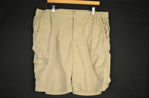 Columbia Omni Shade Tan Nylon Cargo Shorts Mens size 42 - Picture 1 of 4