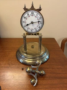 Reloj Aniversario Forestville para Piezas/Reparación Hecho en Alemania - Imagen 1 de 7