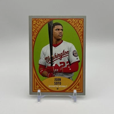 JUAN SOTO 2019 Topps Heritage NEW AGE PERFORMERS Insert Card #NAP-15 Nationals - Image 1 of 2