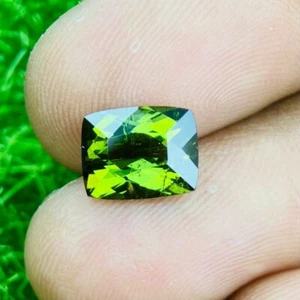 2.68 Cts | natural loose|Tourmaline | green | Cushion Shape | portuguese cut - Picture 1 of 5