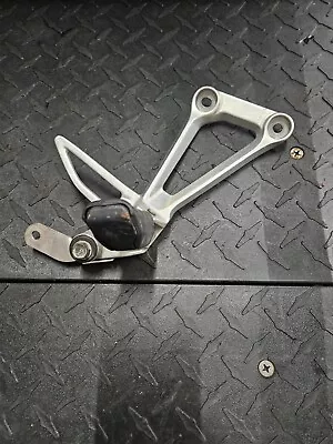 Honda CBR300 CBR 300 CBR 300R 2016 lado izquierdo pasajero estriba 50725-KYJ-90 Foto 1 de 4