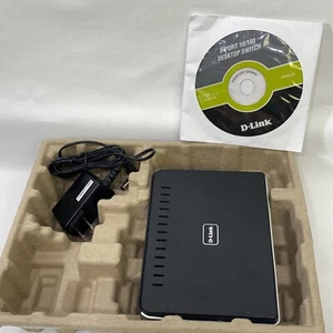 Switch D-Link Ethernet Gigabit 5 Port DES1105 External Ethernet 10/100 Complete - Picture 1 of 7