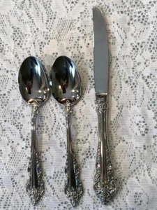 WALLACE ANTIQUE BAROQUE STAINLESS Place Oval SOONS KNIFE JAPAN - Picture 1 of 1