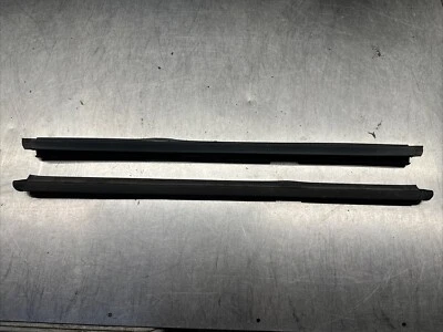1997-2001 Jeep Cherokee XJ Drivers Side Rear Door Window Sweeps Inner/Outer OEM Foto 1 de 2