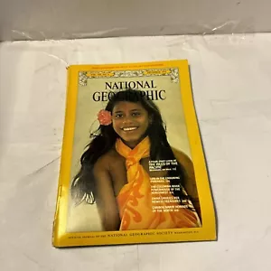 NATIONAL GEOGRAPHIC MAGAZINE December 1974 Pacific Isles - Imagen 1 de 2