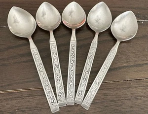 Oneida 1881 Roger Spanish Court Soup Spoon Lot Of 5 - Picture 1 of 5