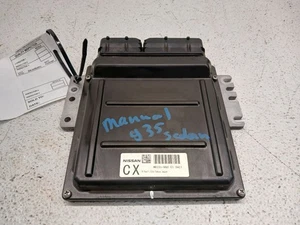 2003 INFINITI G35 Sedan M/T Engine Control Module ECU OEM 23710AC200 - Picture 1 of 3