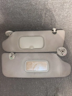 08-16 Dodge Grand Caravan Chrysler Town & Country Sun Visor Set Pair Beige OEM - Image 1 of 4