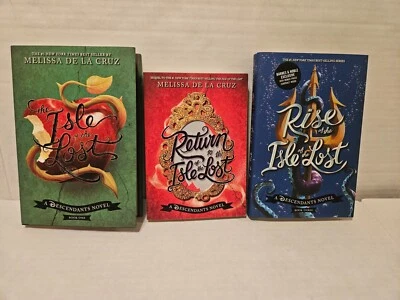 Lot Of 3 Disney Descendants Books 2 Hardcover 1-PB 1-3 Isle Of The Lost Series - Image 1 of 4