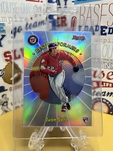 2018 Bowman’s Best Performers Juan Soto Rookie Refractor Washington Nationals - Bild 1 von 2