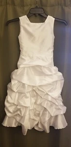 Cinderella’s Closet Girls White Sleeveless Flower Girl Wedding Dress Size 8-10 - Picture 1 of 10